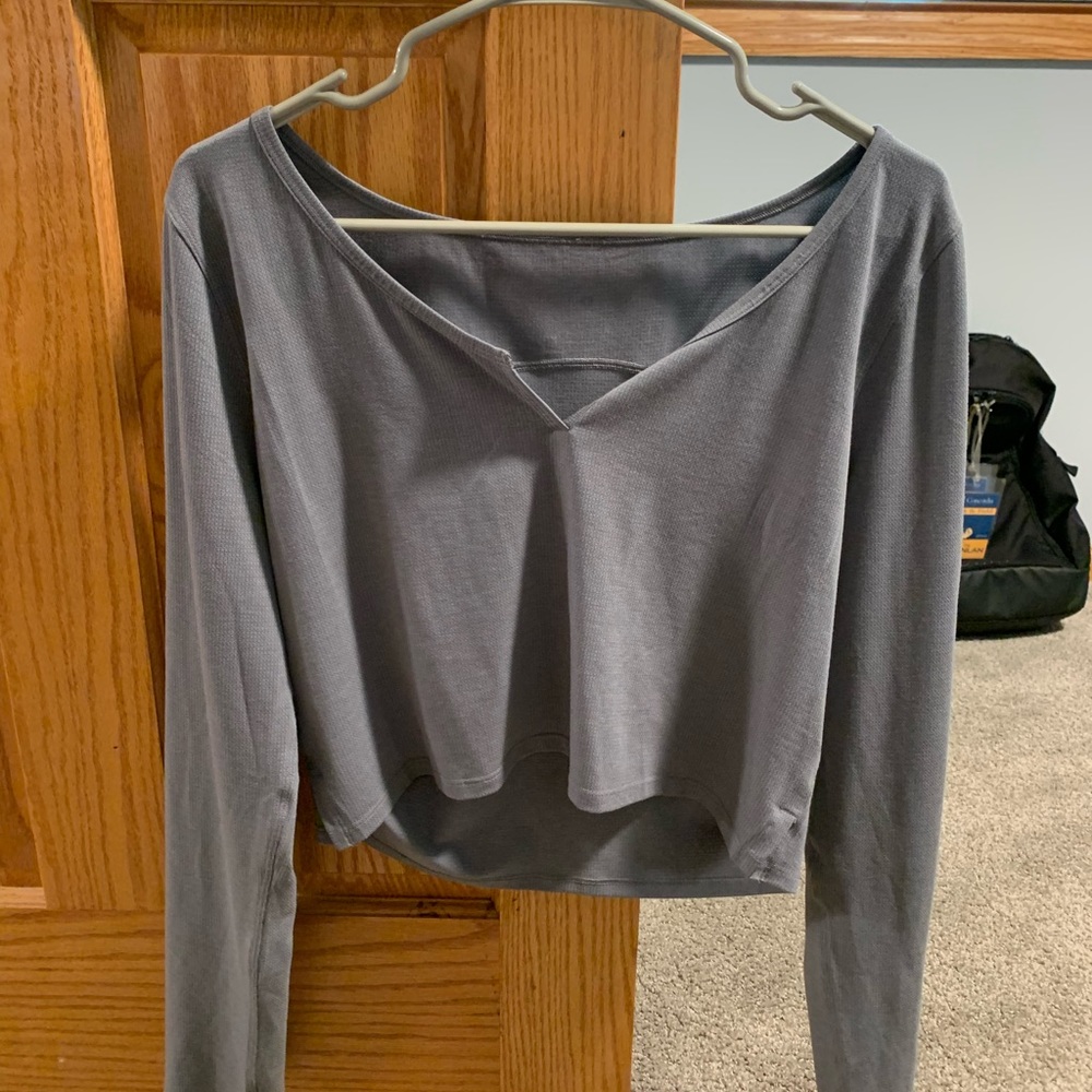 Lululemon cropped long sleeve
